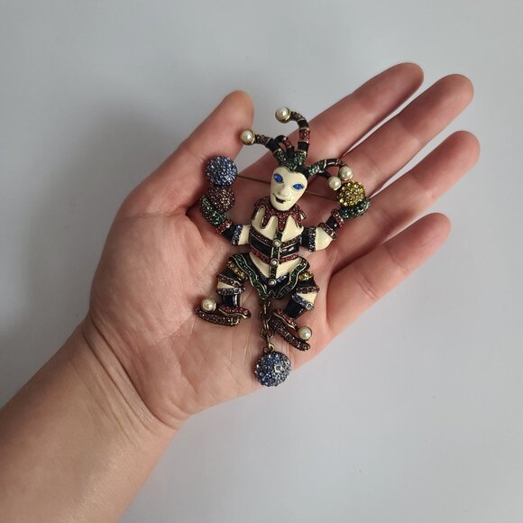 Heidi Daus Jester Brooch Enamel Rhinestone Harlequin Clown Statement Pin, Huge - Picture 6 of 9